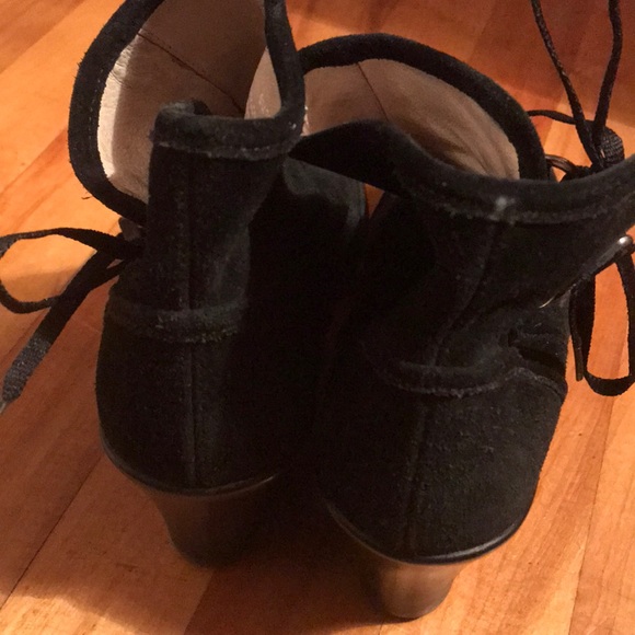 You by crocs wedge short suede boots size 8 - Picture 4 of 8